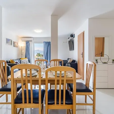 Apartament Luka 2 Sea&beach Front Mirce