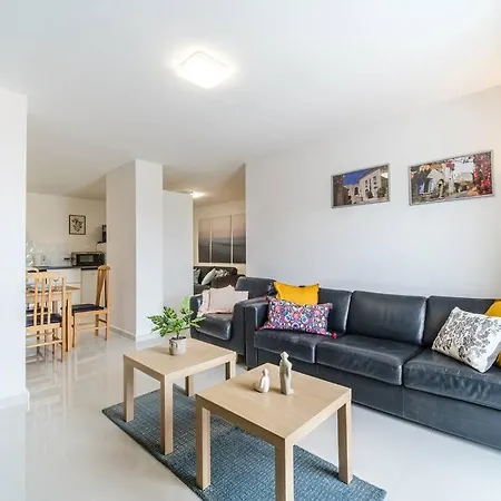 Luka 2 Sea&beach Front