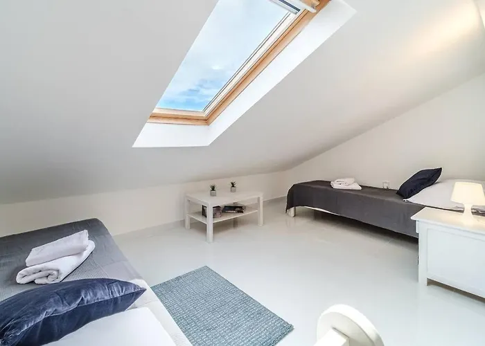 Luka 2 Sea&beach Front Apartmán *