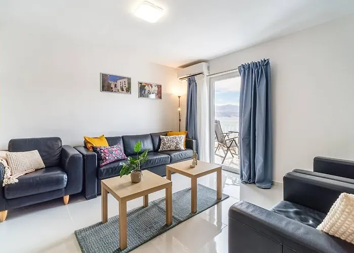 Luka 2 Sea&beach Front Apartmán Mirce